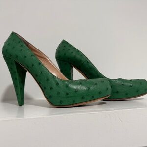 Unique Bally brand emerald green ostrich heels